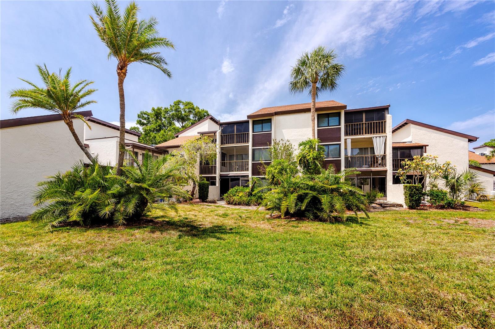 Image 37 of 39 For 2207 Belleair Road B30