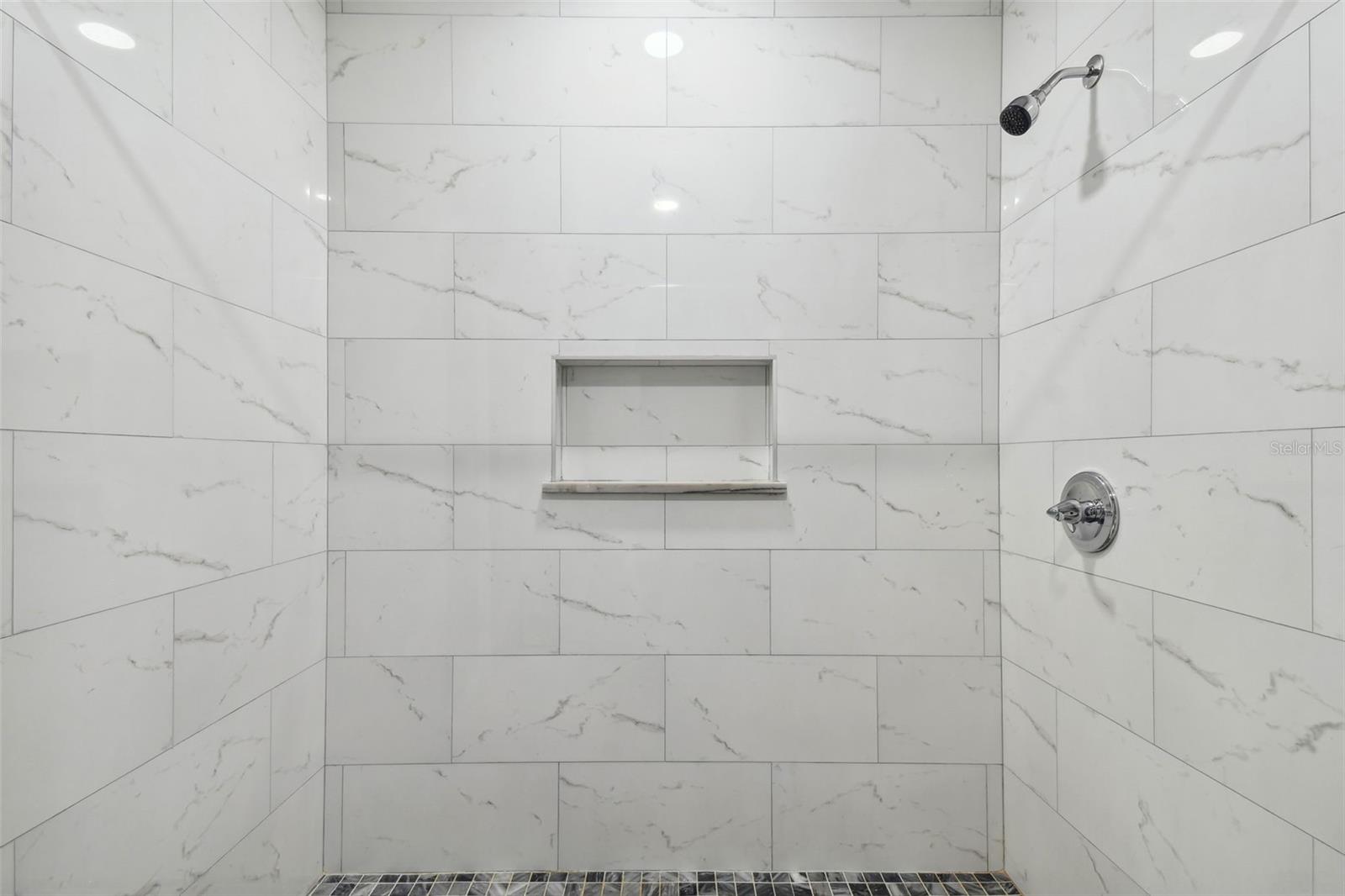 Image 44 of 96 For 6810 Navin Avenue