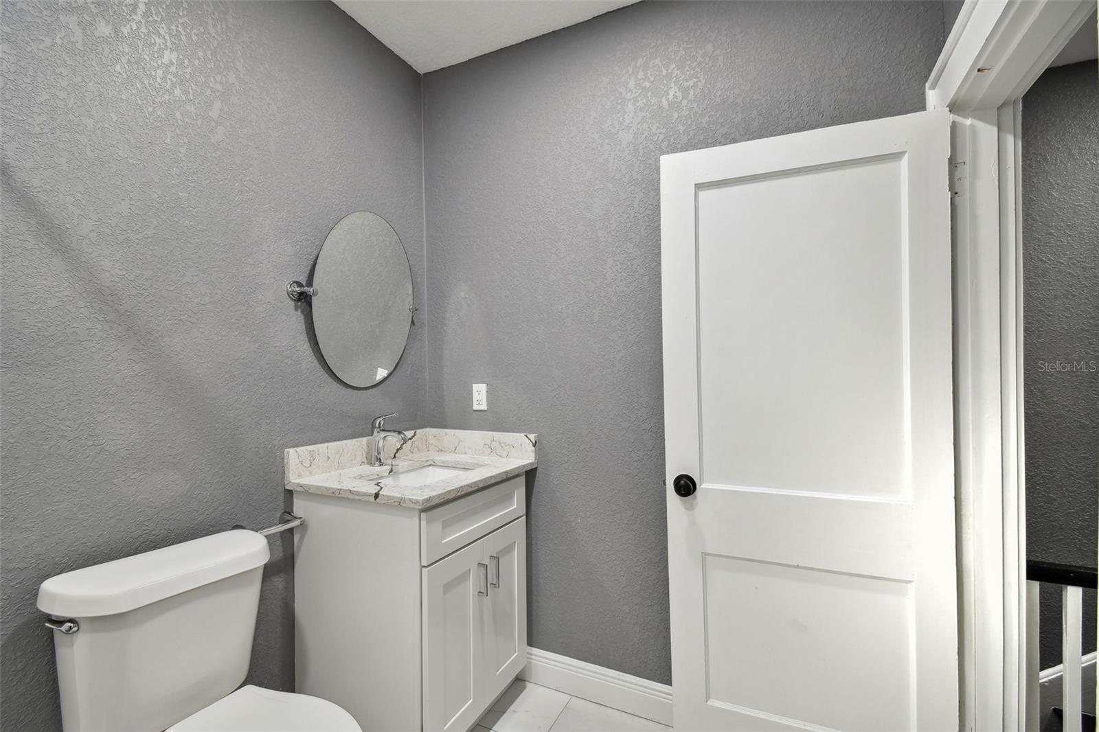 Image 45 of 96 For 6810 Navin Avenue