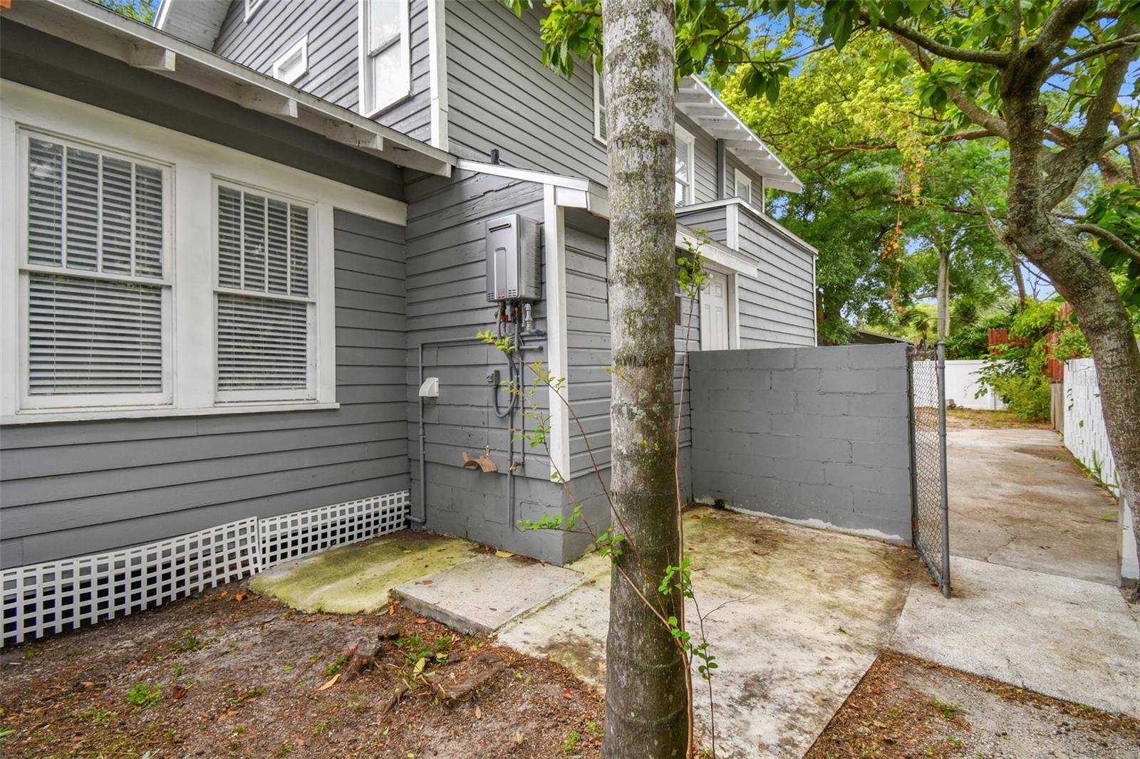 Image 79 of 96 For 6810 Navin Avenue