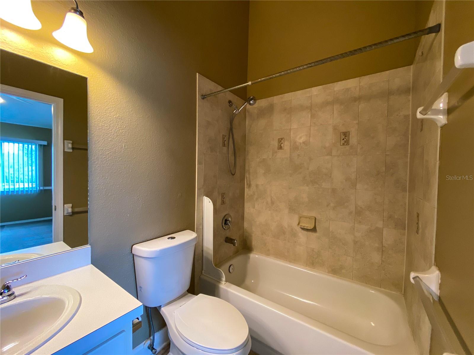 Image 14 of 18 For 30305 Lacledes Lane
