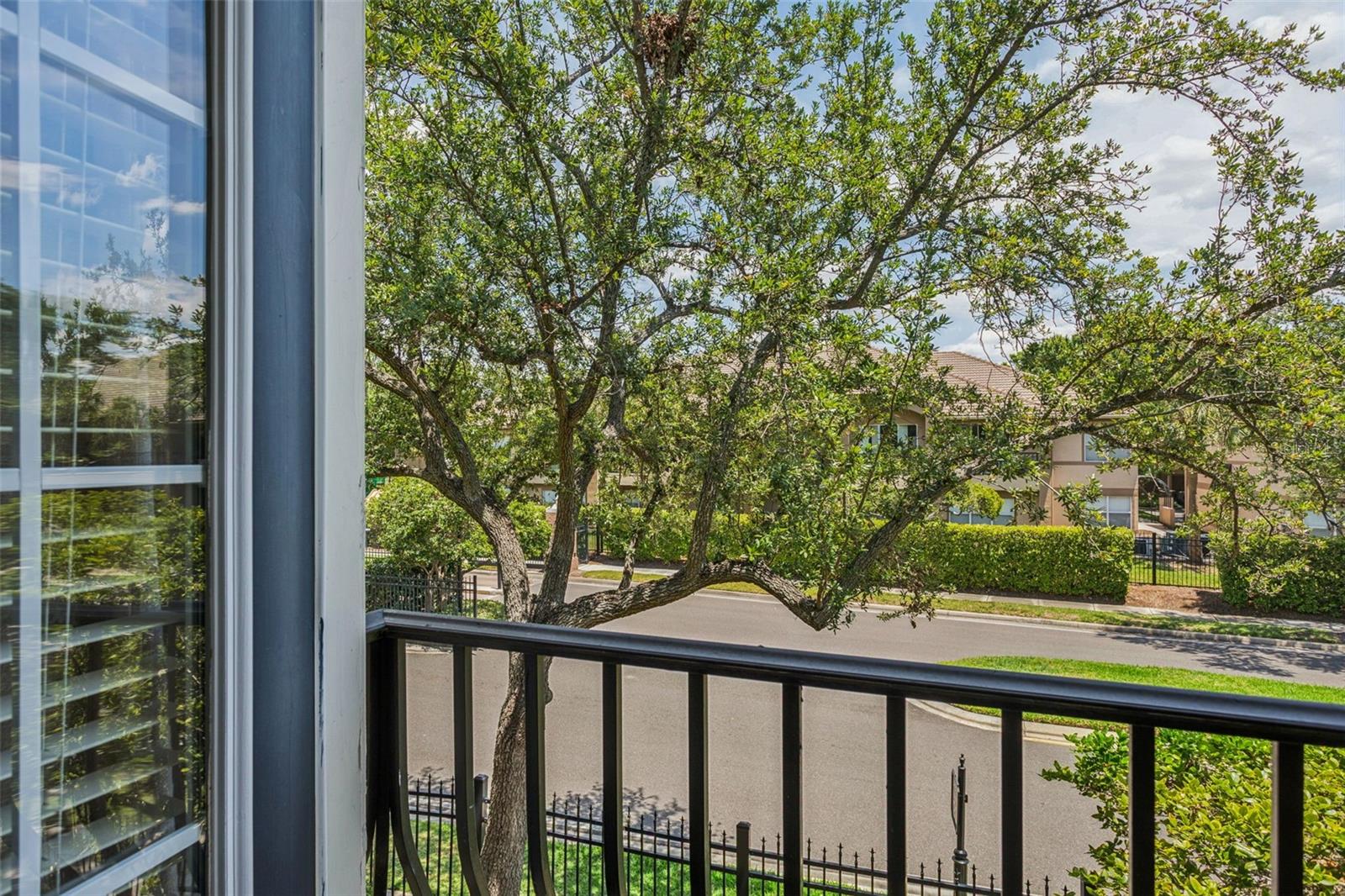 Image 18 of 35 For 501 Knights Run Avenue 4107