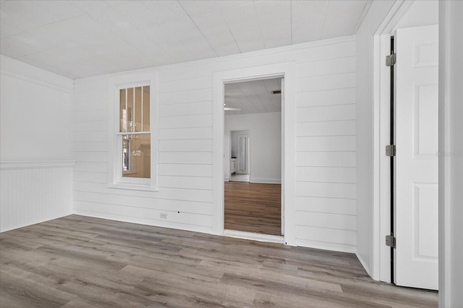 Image 16 of 34 For 2211 22nd Avenue S