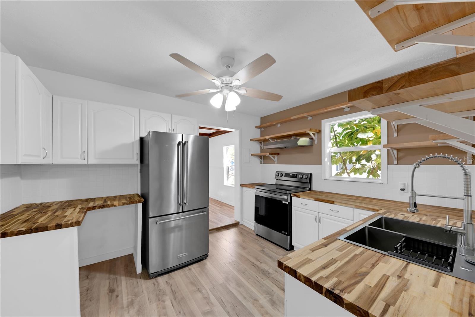 Image 33 of 41 For 3203 38th Avenue