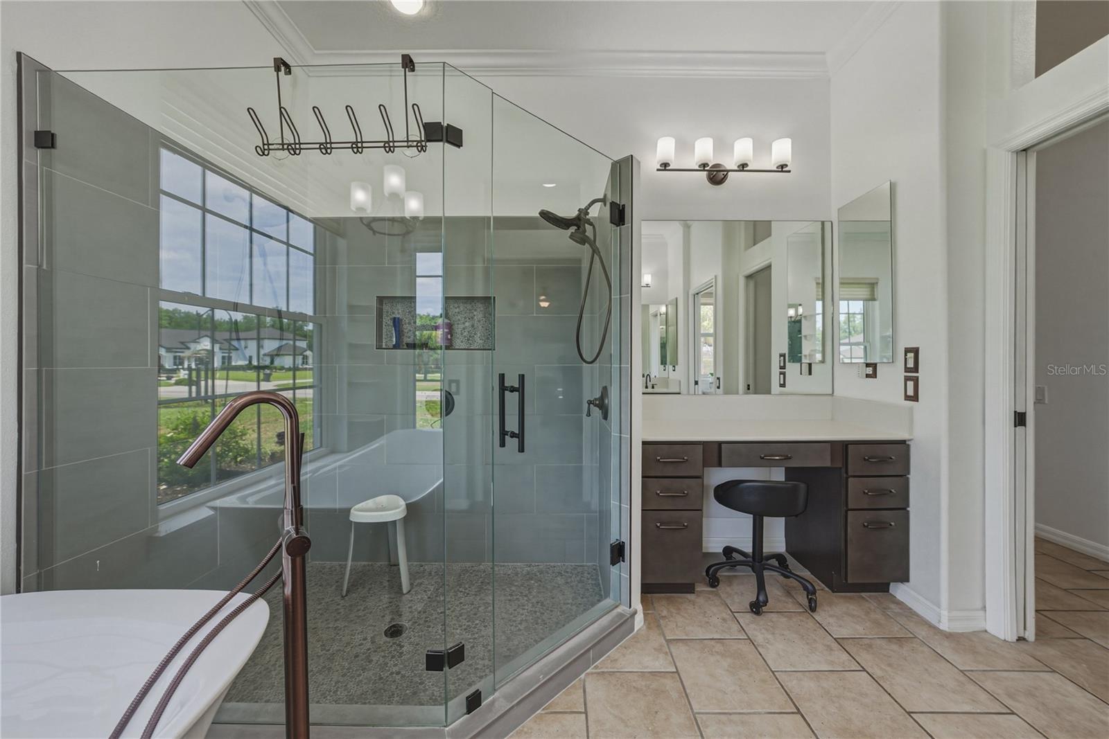 Image 18 of 48 For 6105 Audubon Manor Boulevard