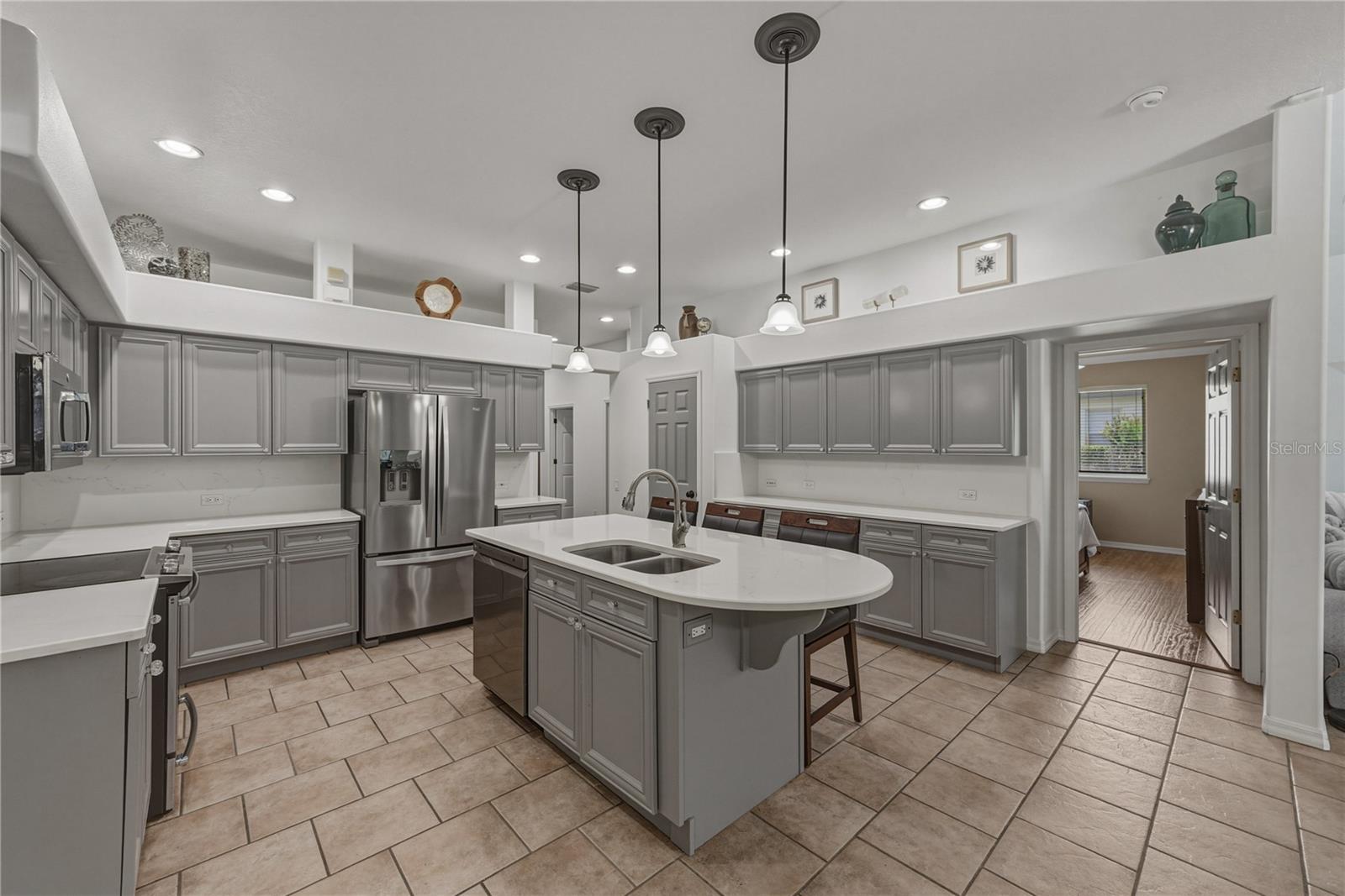Image 22 of 48 For 6105 Audubon Manor Boulevard