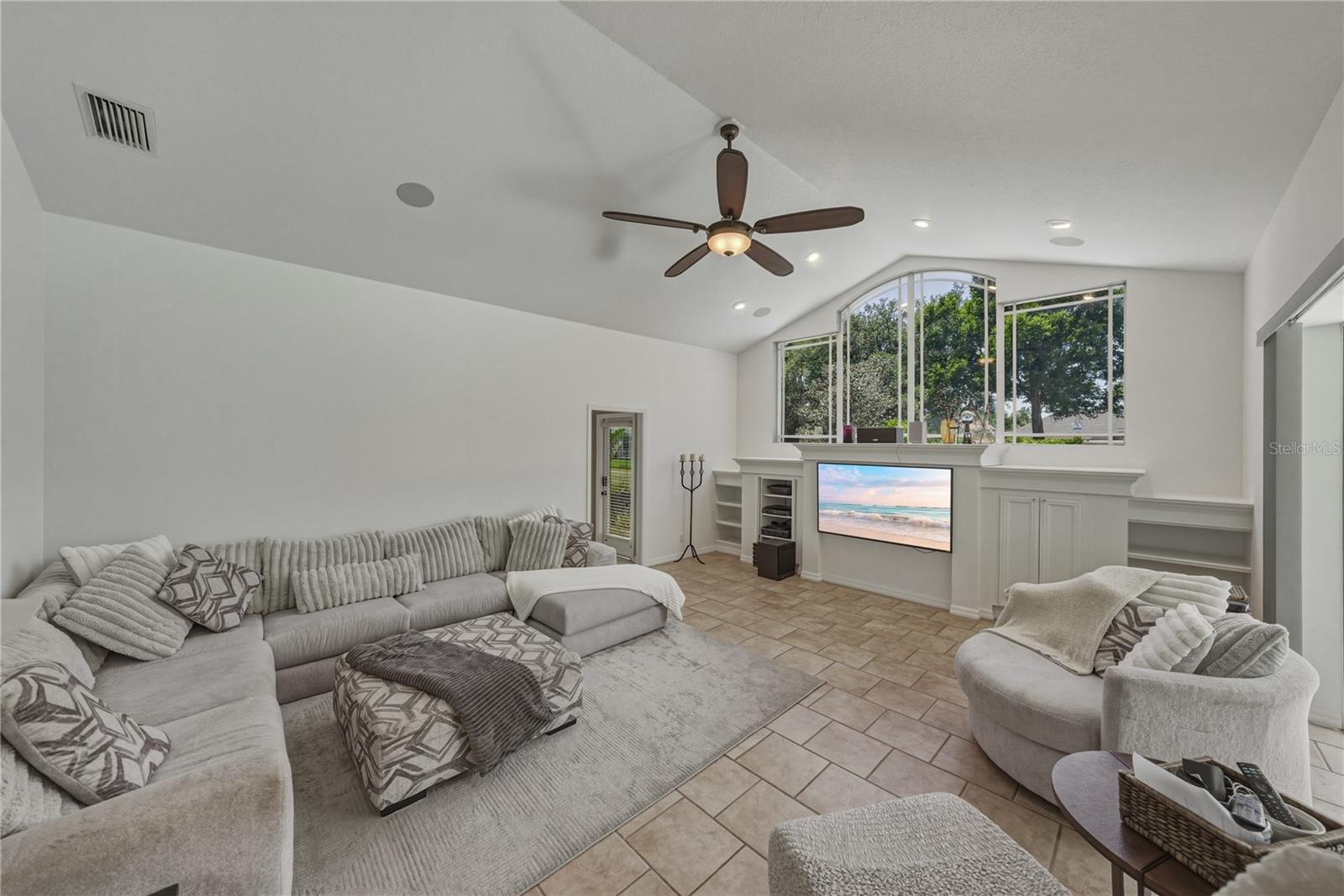 Image 27 of 48 For 6105 Audubon Manor Boulevard