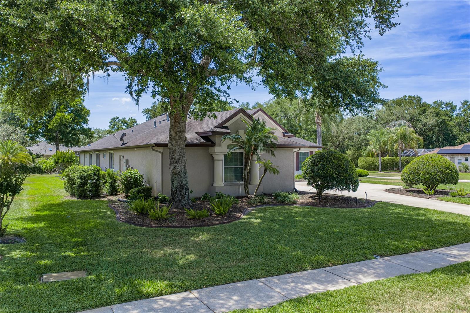 Image 4 of 48 For 6105 Audubon Manor Boulevard