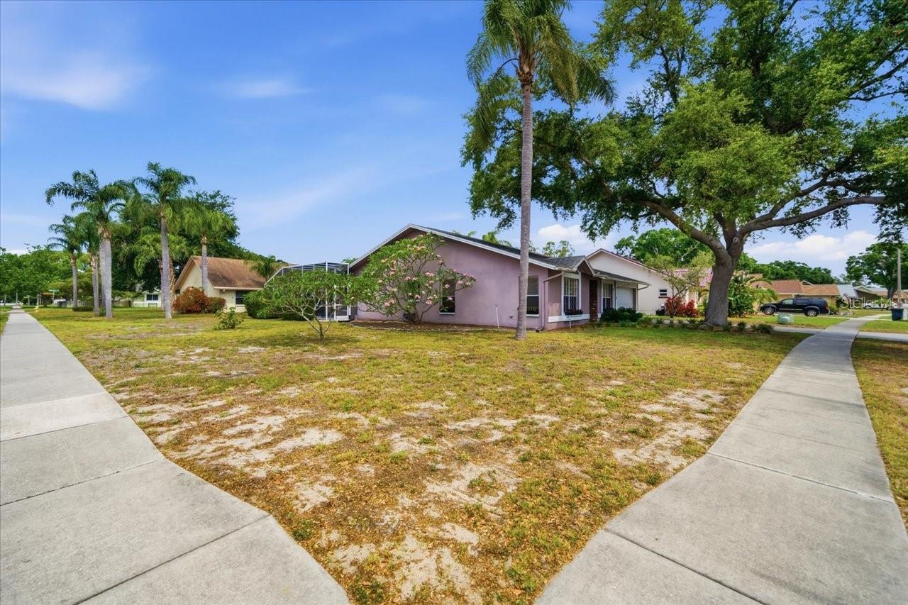 Image 6 of 60 For 798 Countryshire Lane