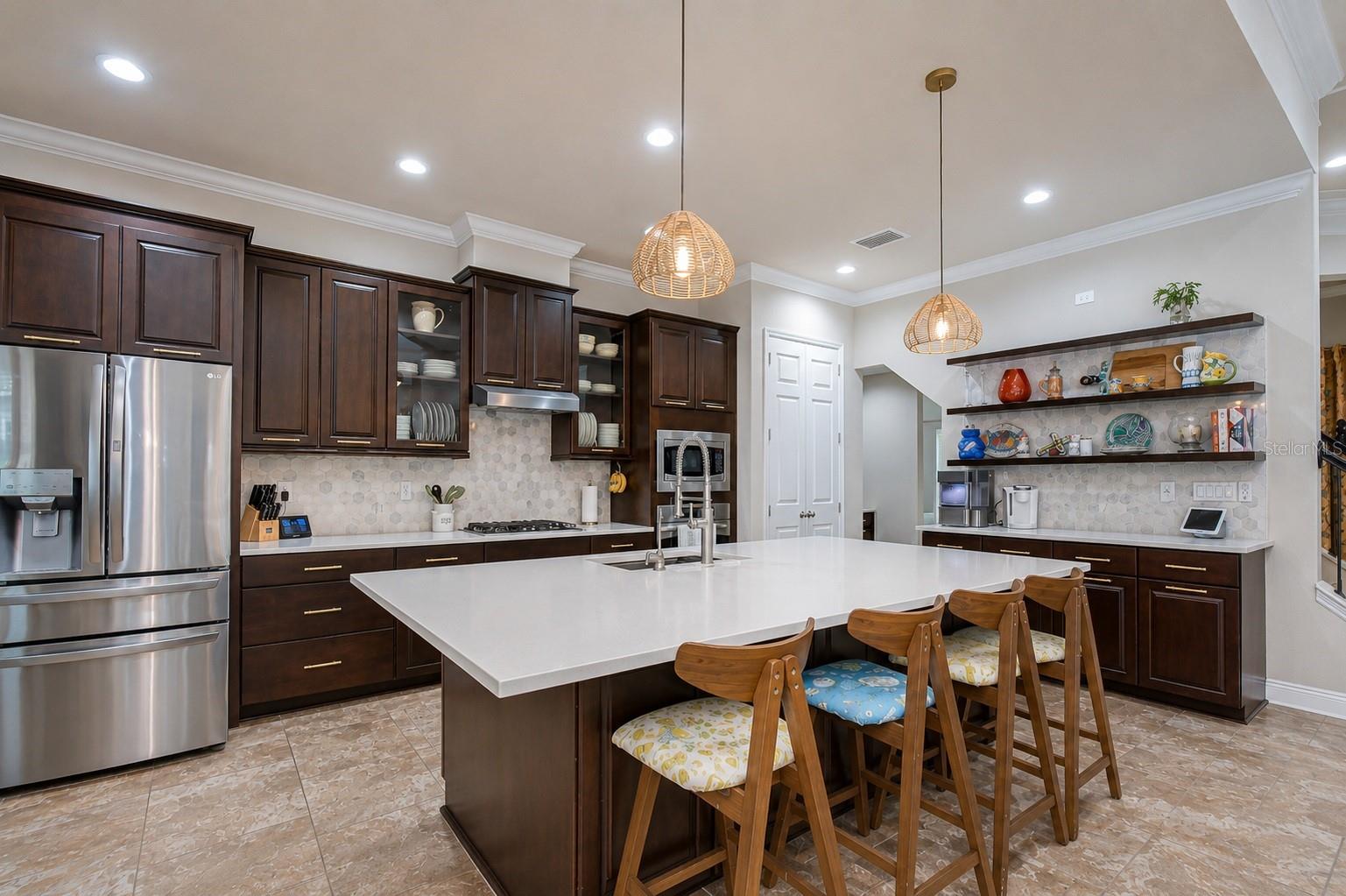 Image 13 of 46 For 5907 Churchside Drive