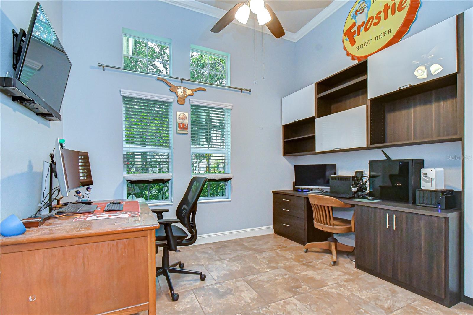 Image 7 of 46 For 5907 Churchside Drive