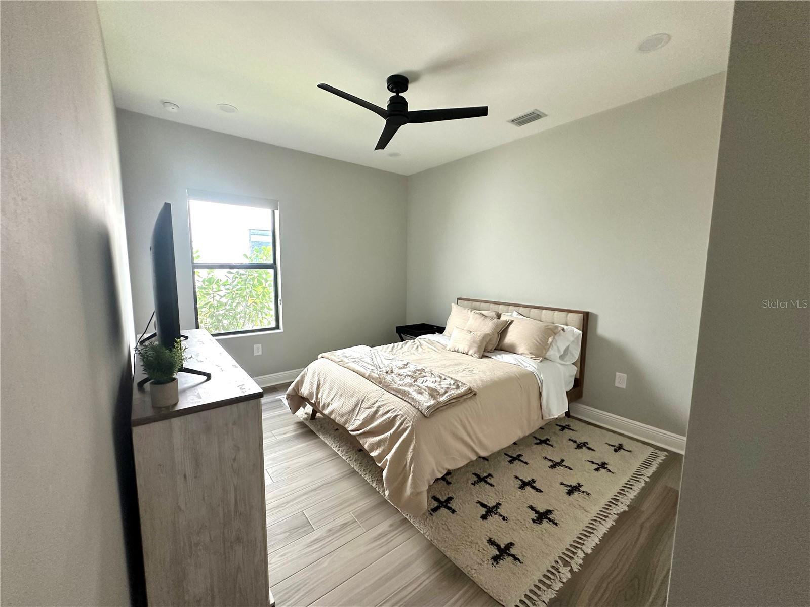 Image 23 of 41 For 4191 Pegasus Way