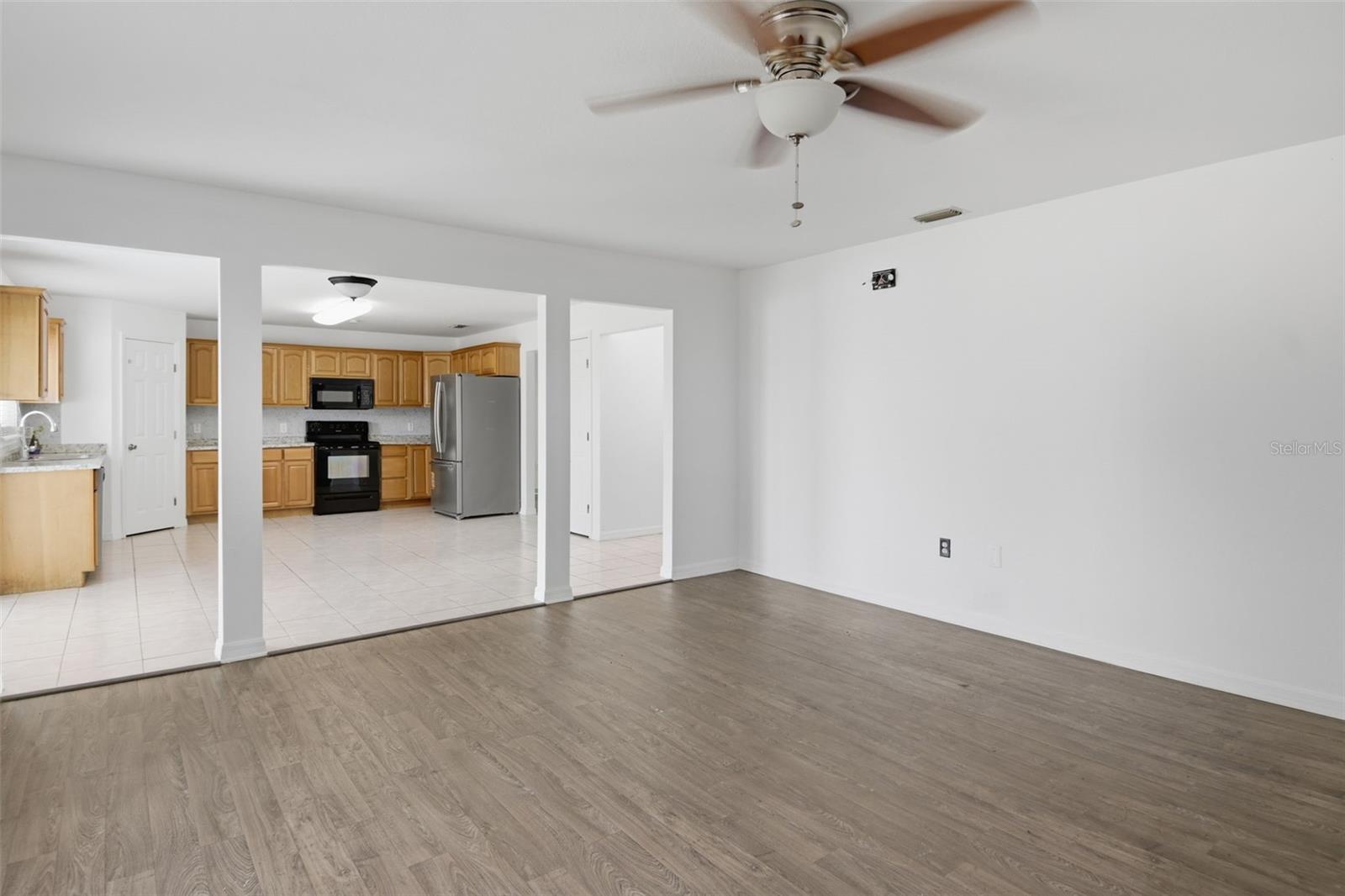 Image 9 of 27 For 508 Cody Caleb Drive