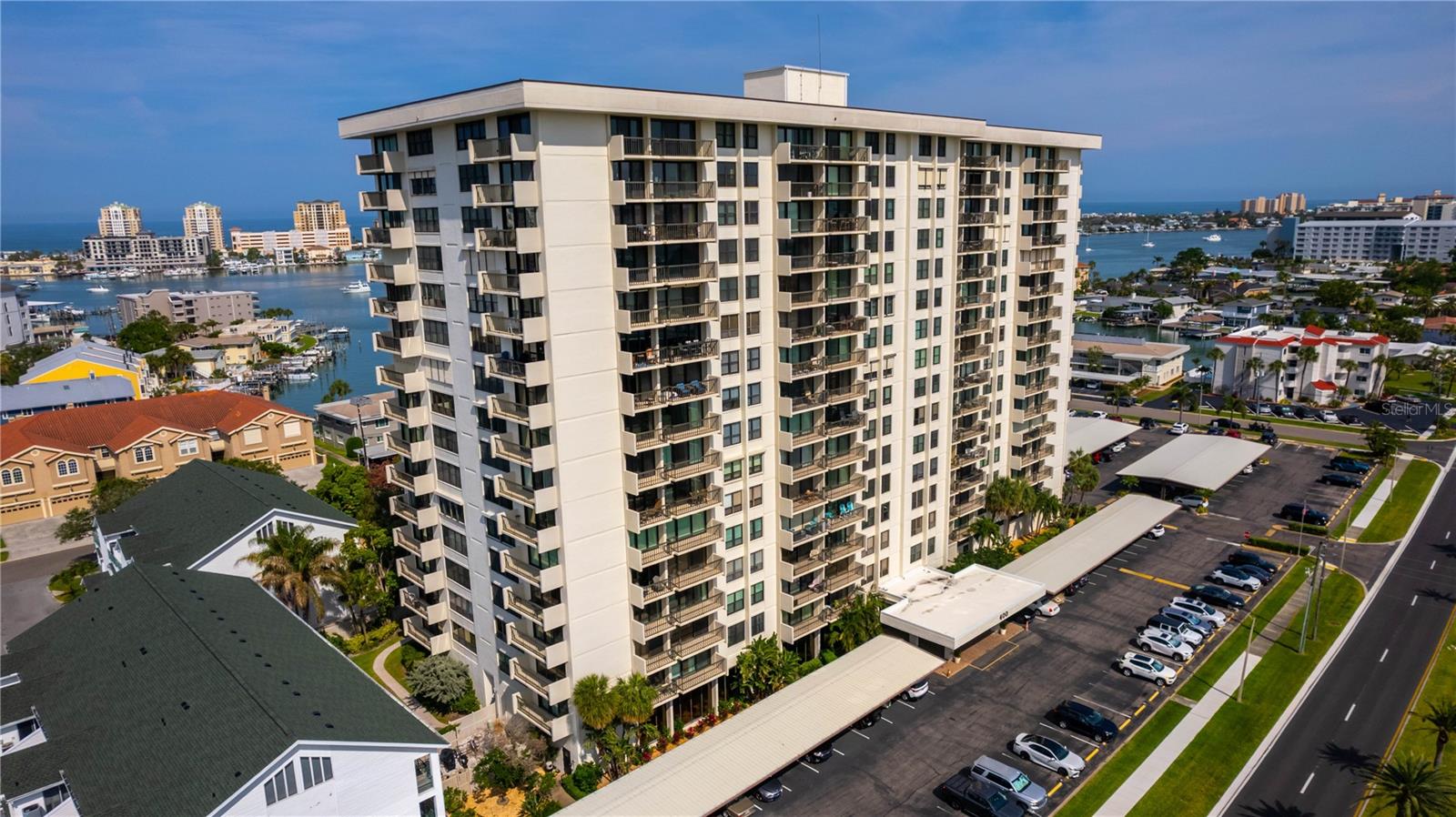 Image 2 of 72 For 400 Island Way 212