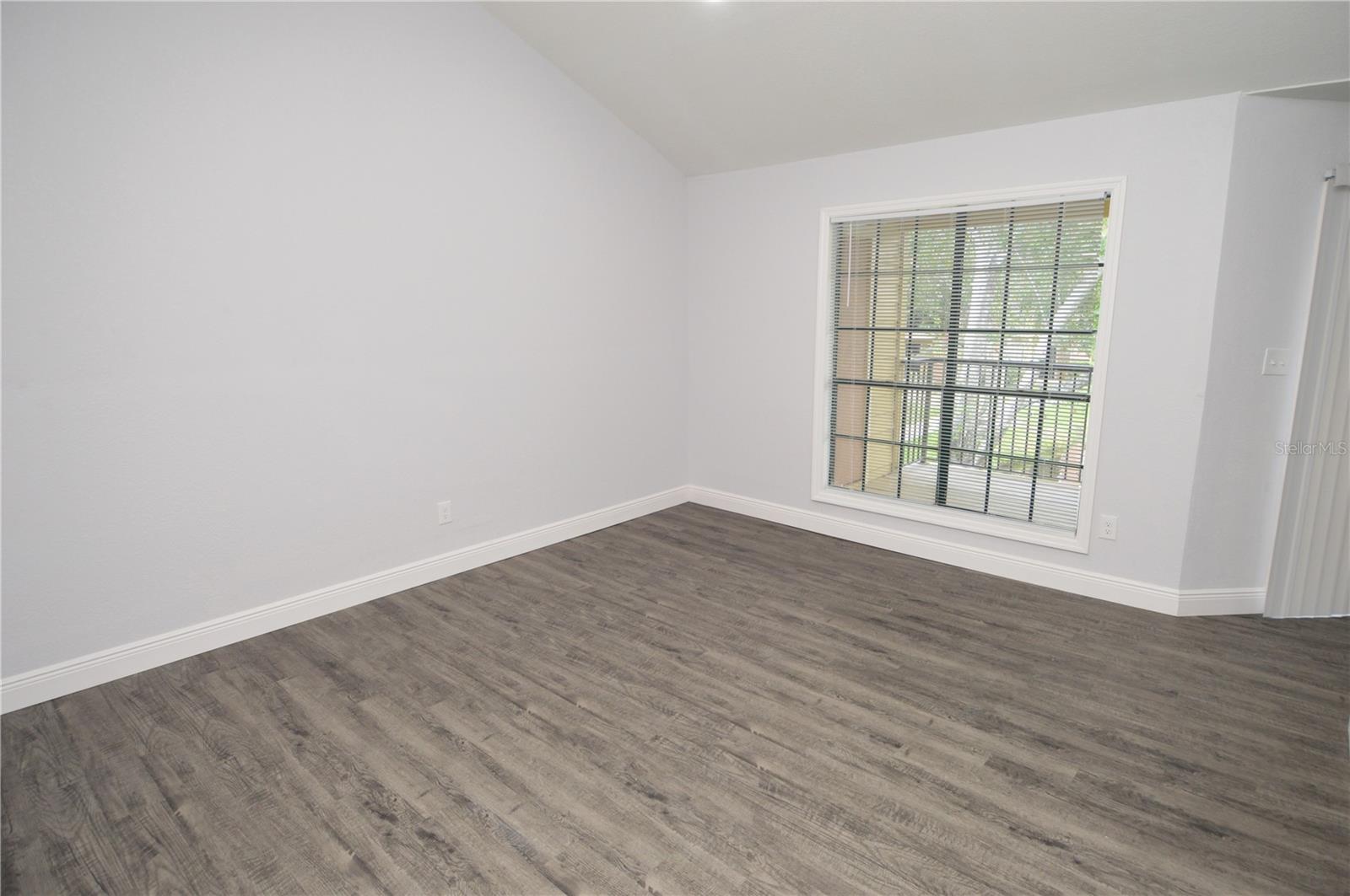 Image 4 of 100 For 8633 Fancy Finch Drive 201