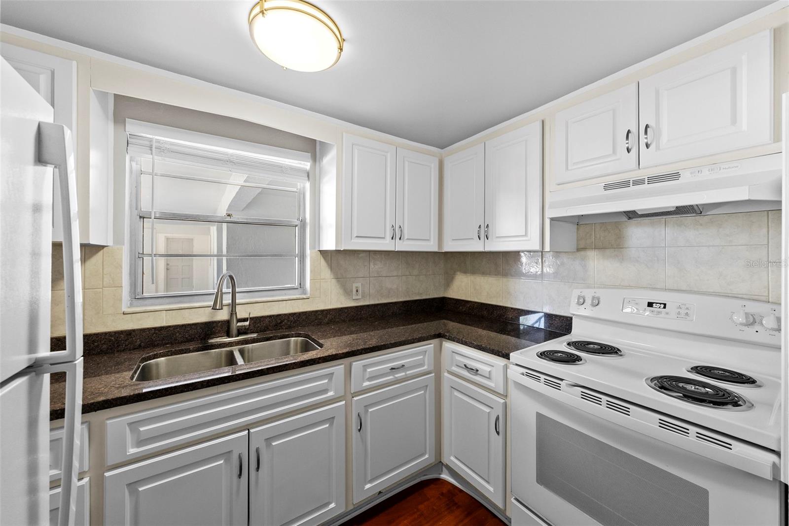 Image 10 of 14 For 3036 6th Avenue N