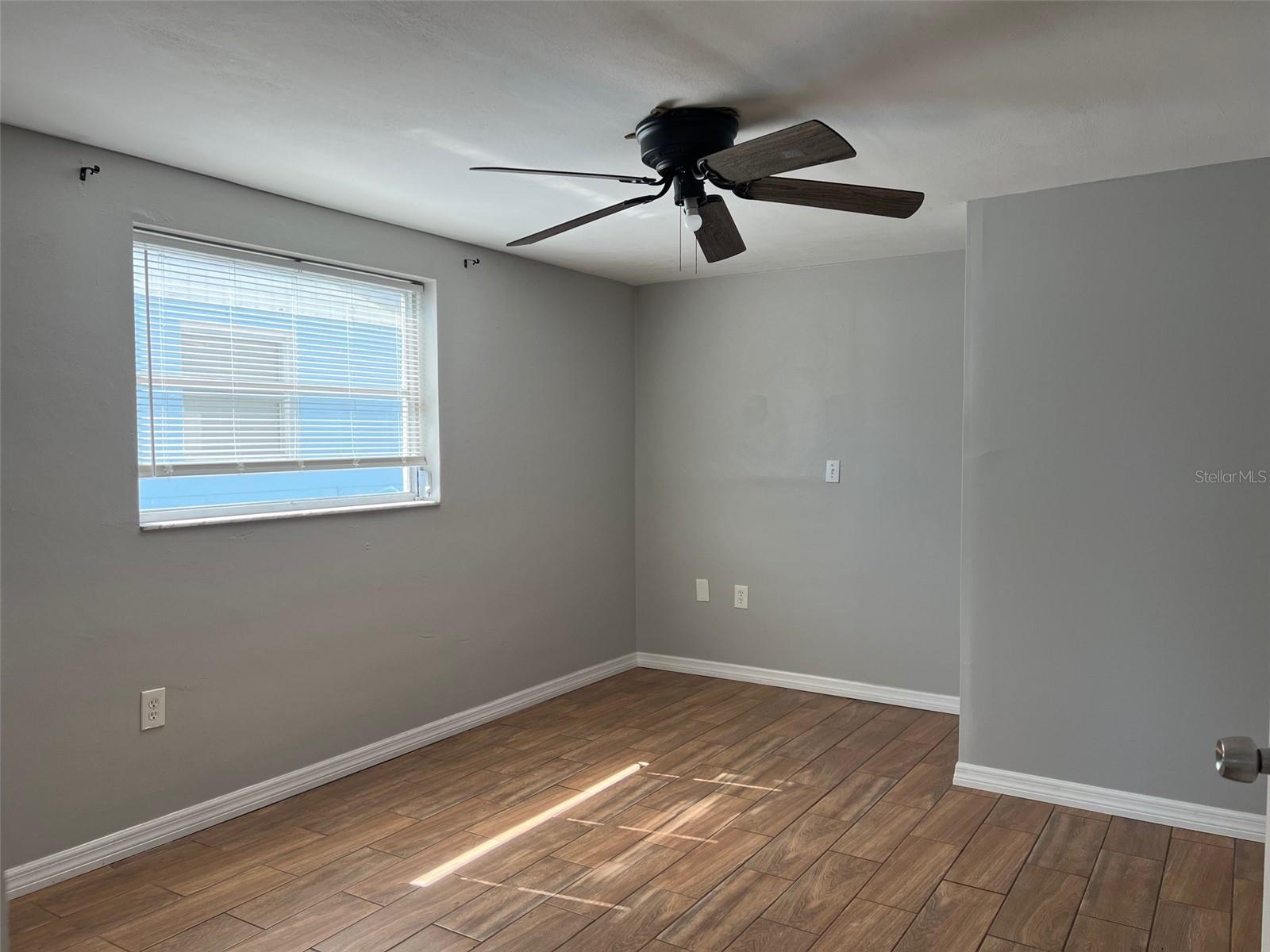 Image 15 of 21 For 7835 Arbordale Drive