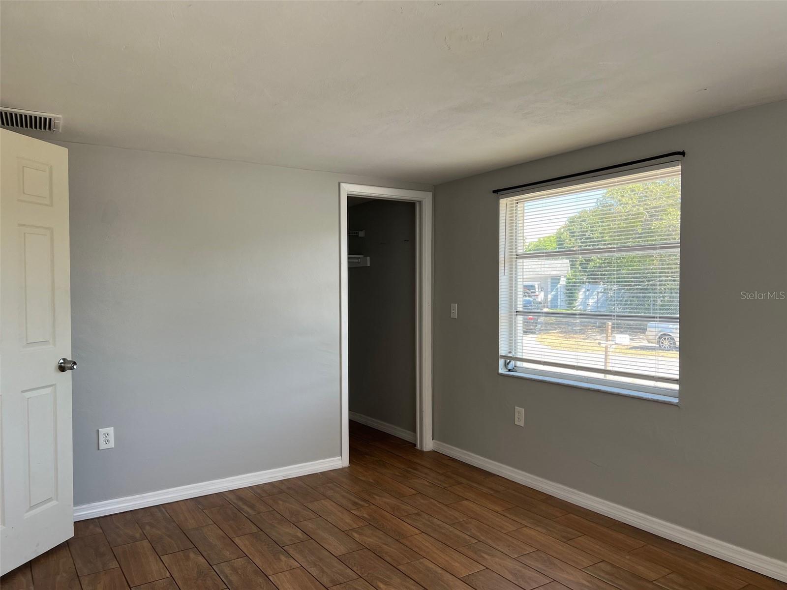 Image 17 of 21 For 7835 Arbordale Drive