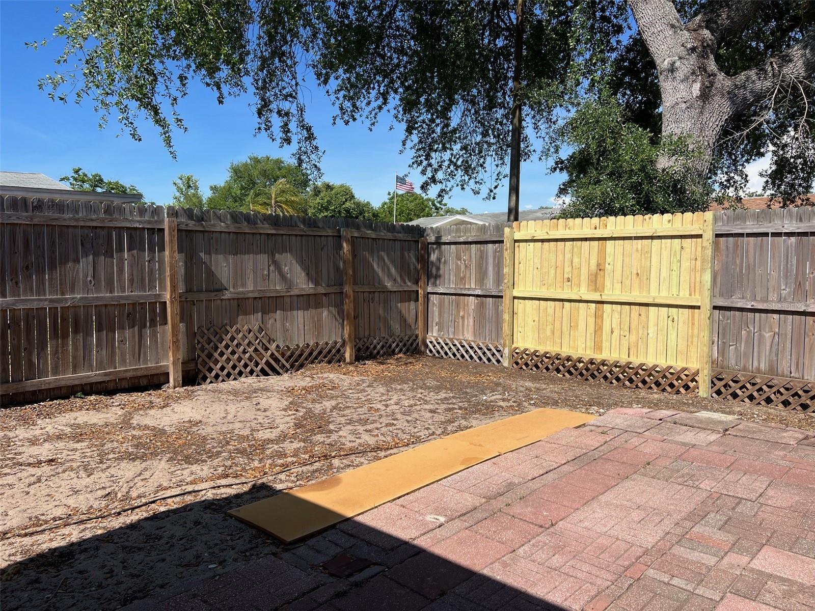 Image 3 of 21 For 7835 Arbordale Drive