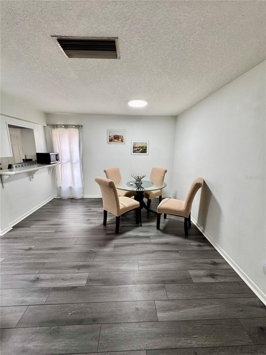 Image 7 of 27 For 12315 Touchton Drive 90