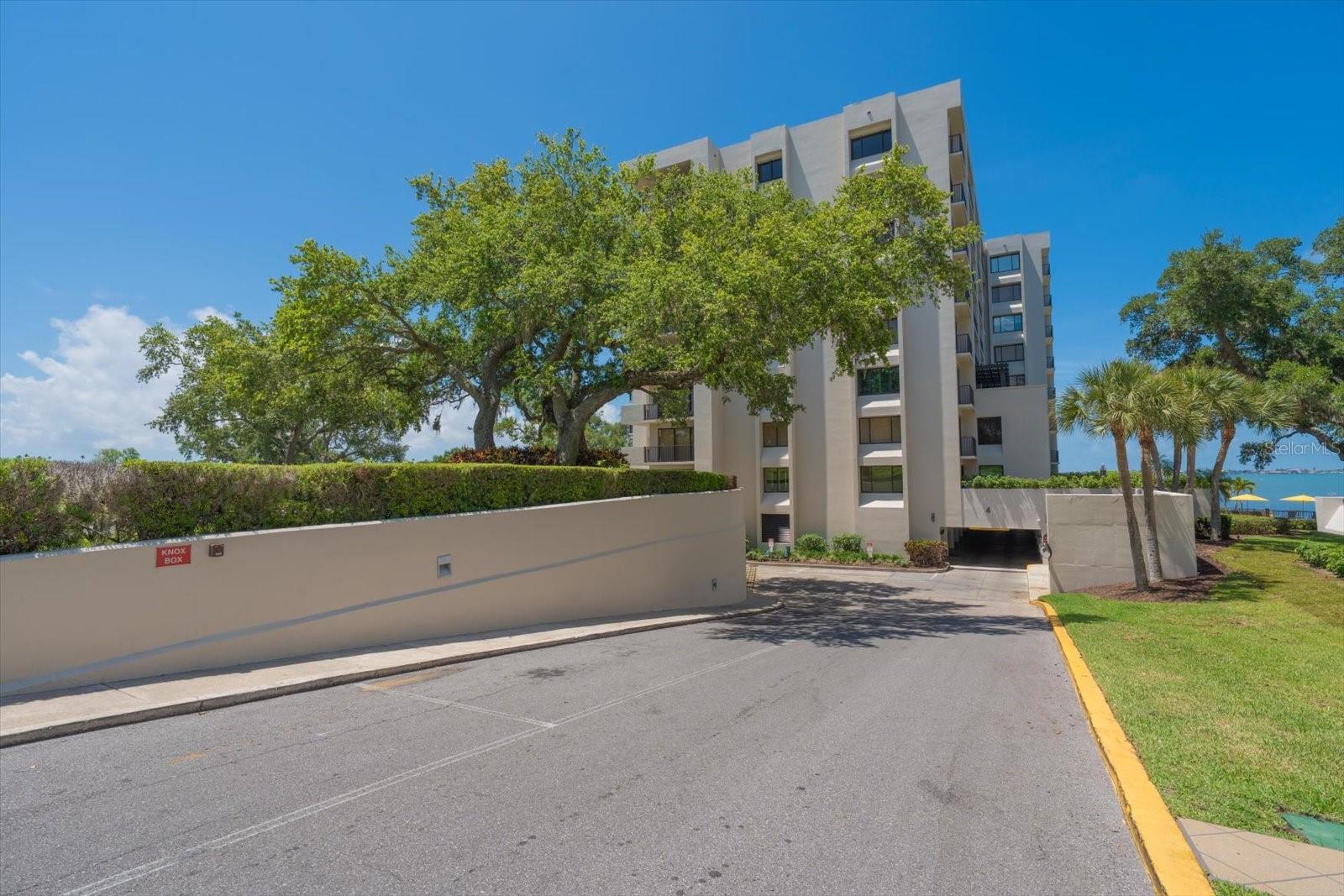 Image 60 of 74 For 4 Belleview Boulevard 503