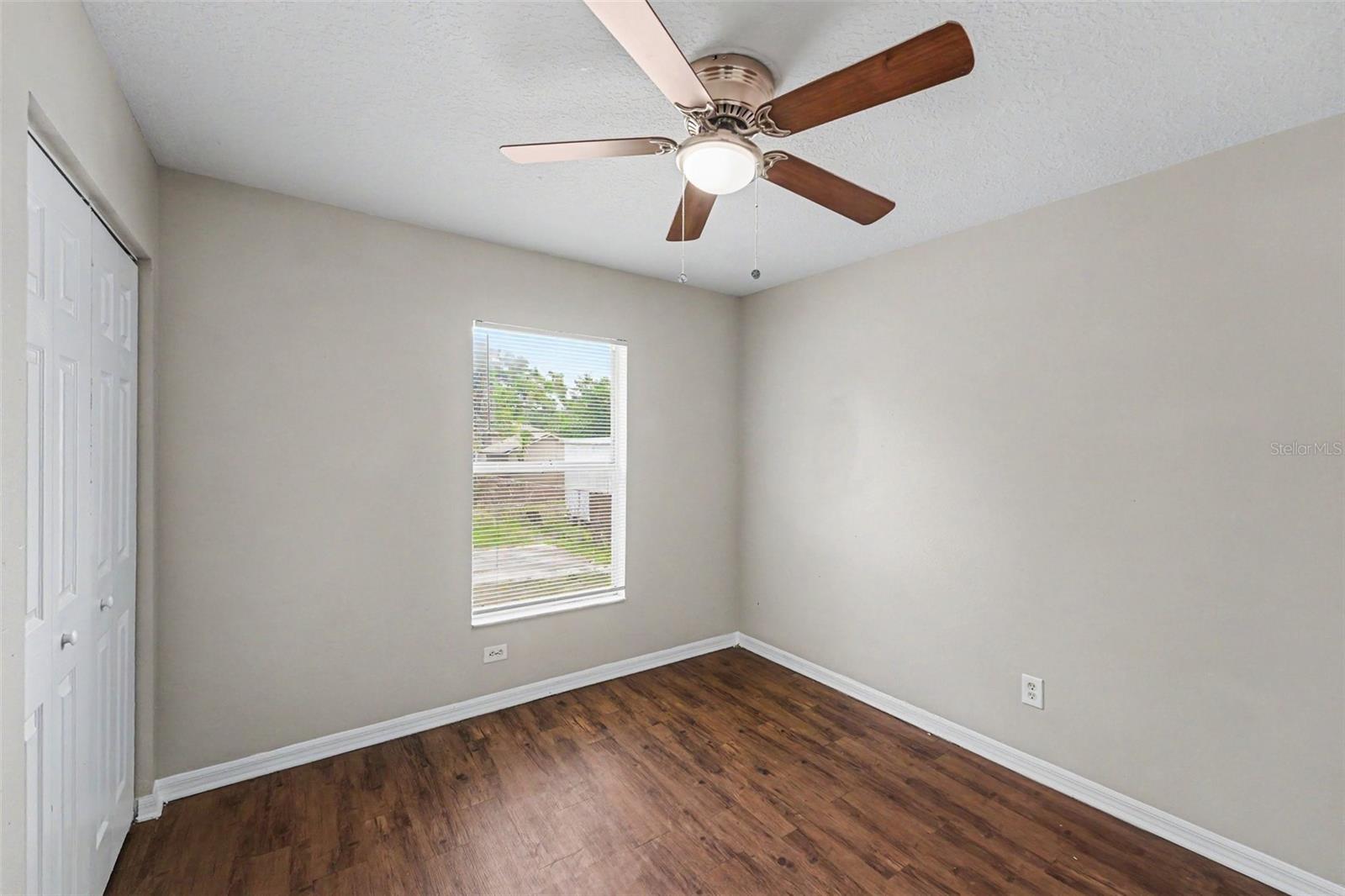 Image 13 of 26 For 1602 North Bay Street