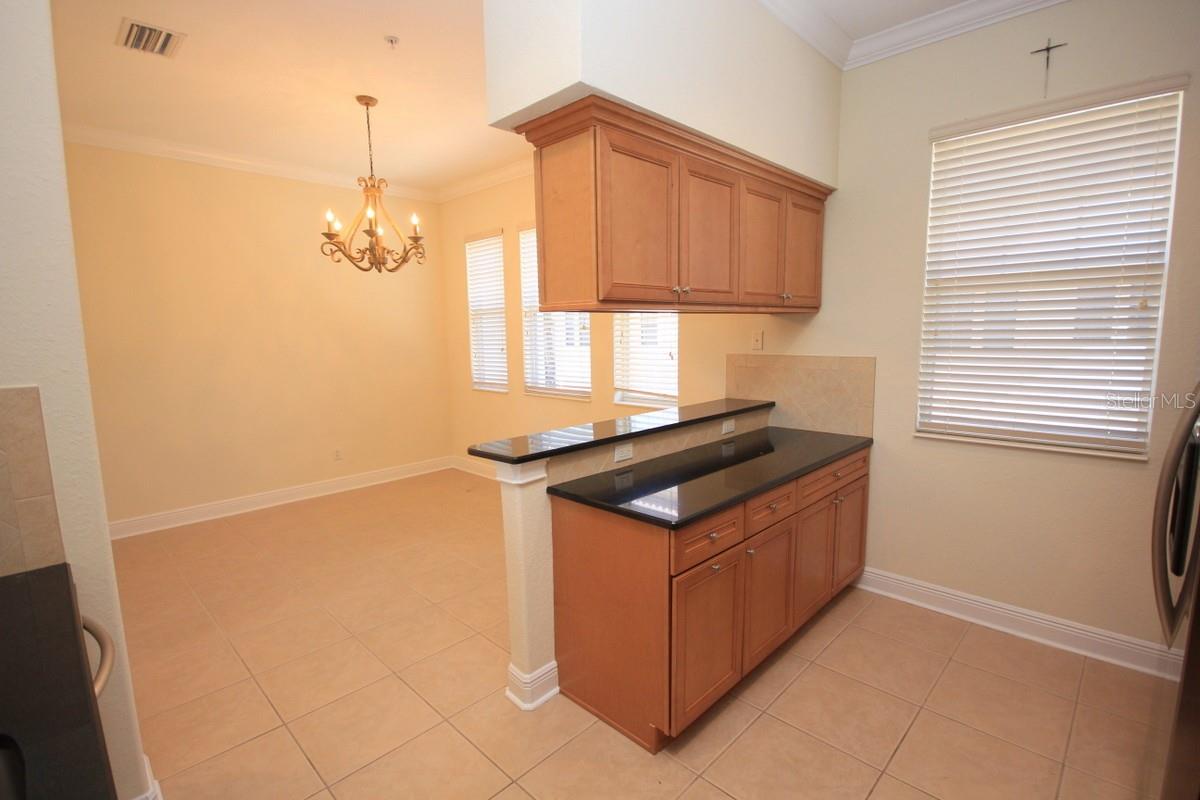 Image 4 of 35 For 6030 Yeats Manor Drive 103