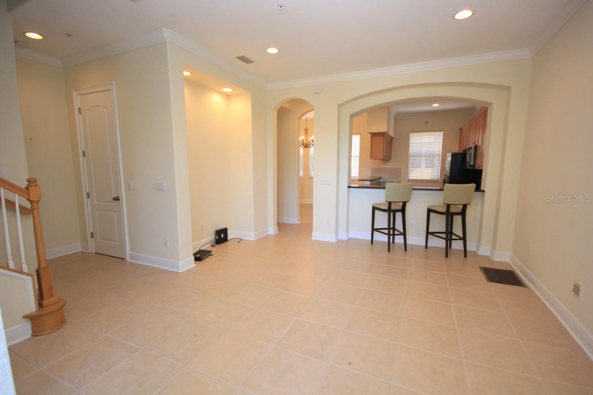 Image 8 of 35 For 6030 Yeats Manor Drive 103