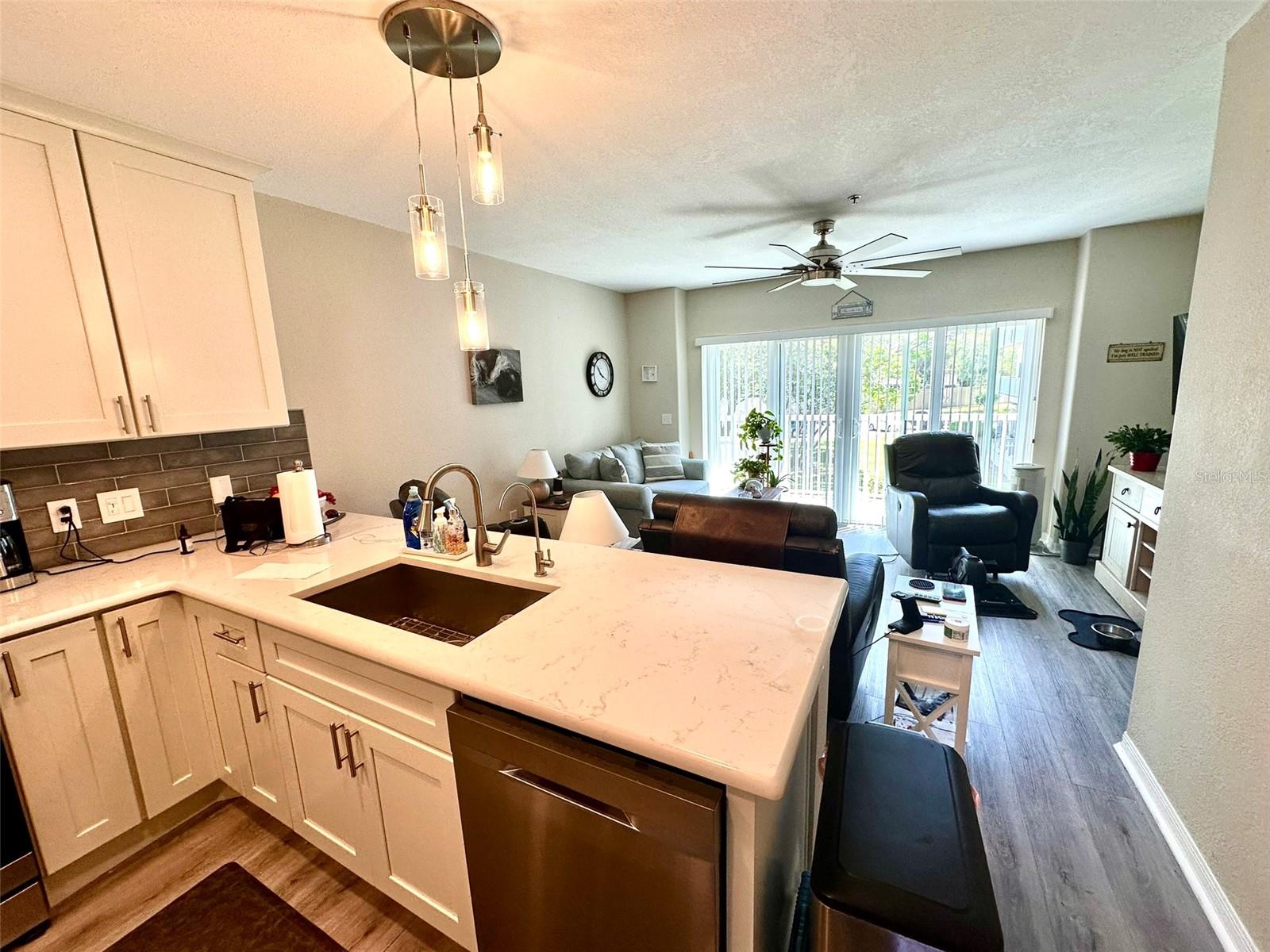 Image 20 of 46 For 2020 Shangrila Drive 219