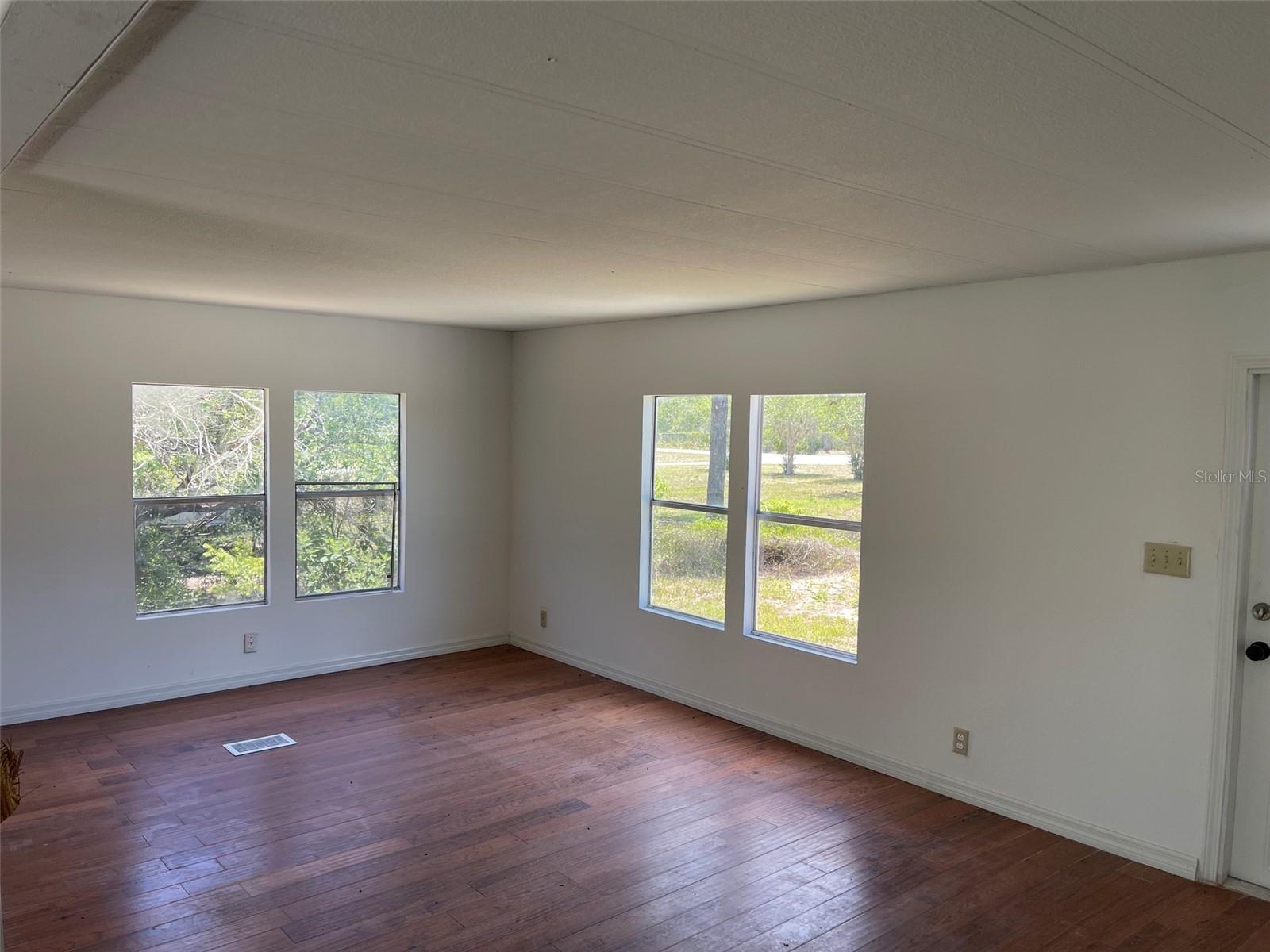 Image 2 of 10 For 16329 Caldwell Lane
