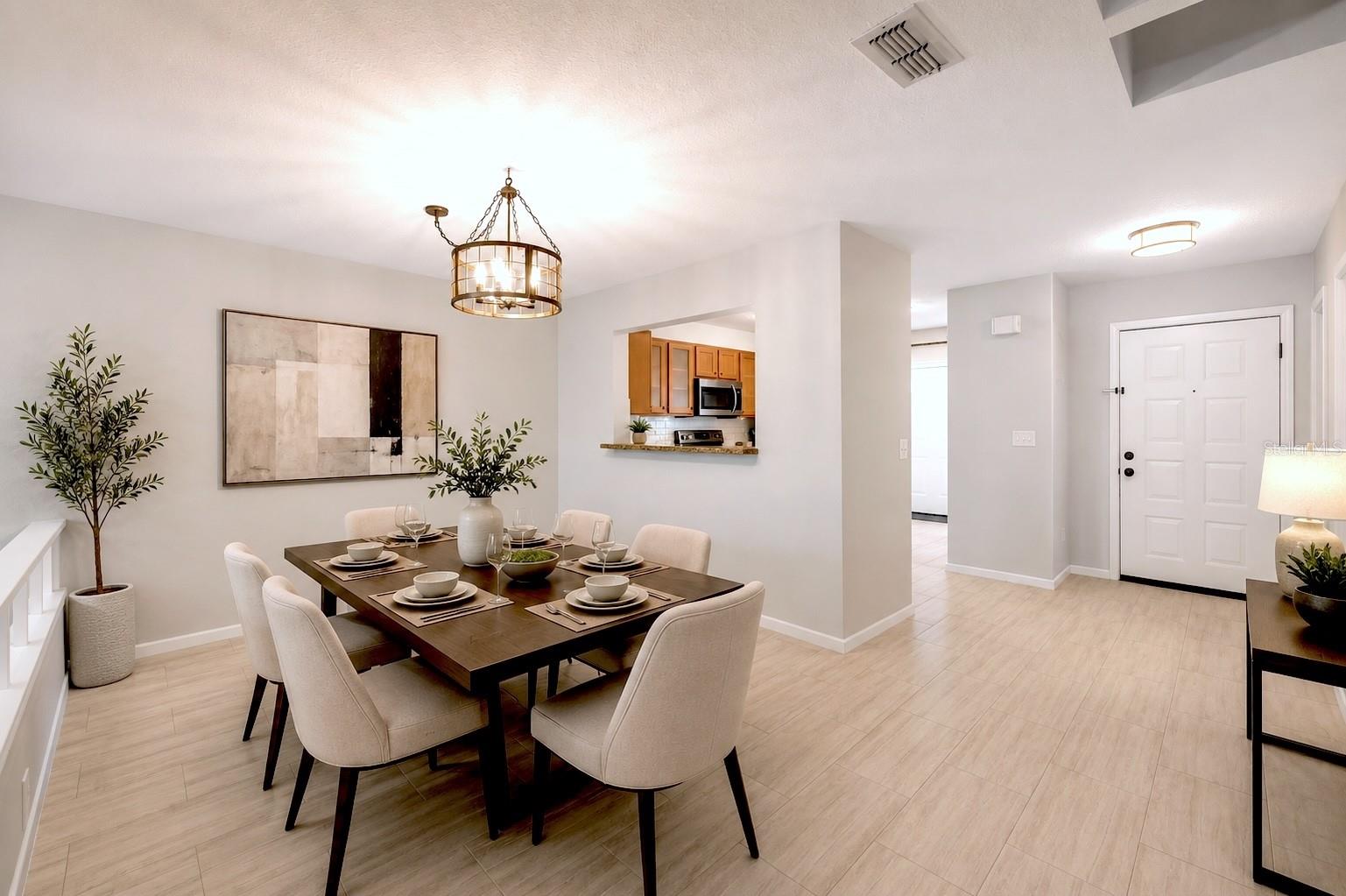 Image 10 of 49 For 641 Maple Oak. Circle 101