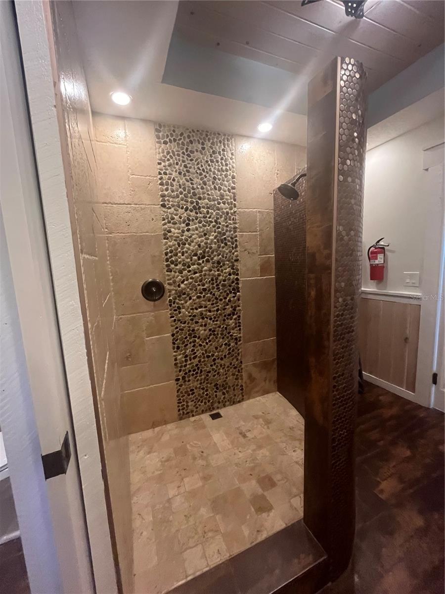 Image 10 of 16 For 311 Belleview Boulevard