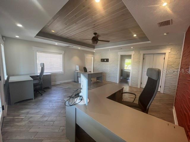 Image 4 of 16 For 311 Belleview Boulevard