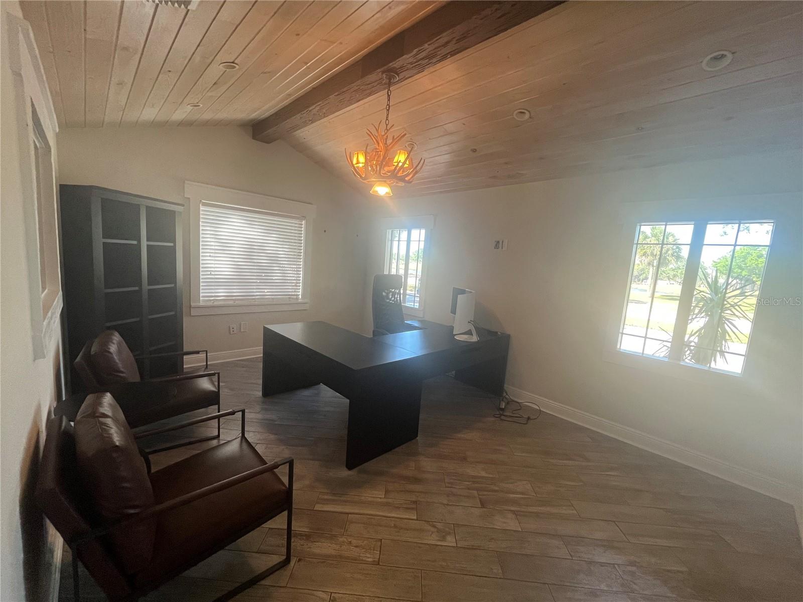Image 8 of 16 For 311 Belleview Boulevard