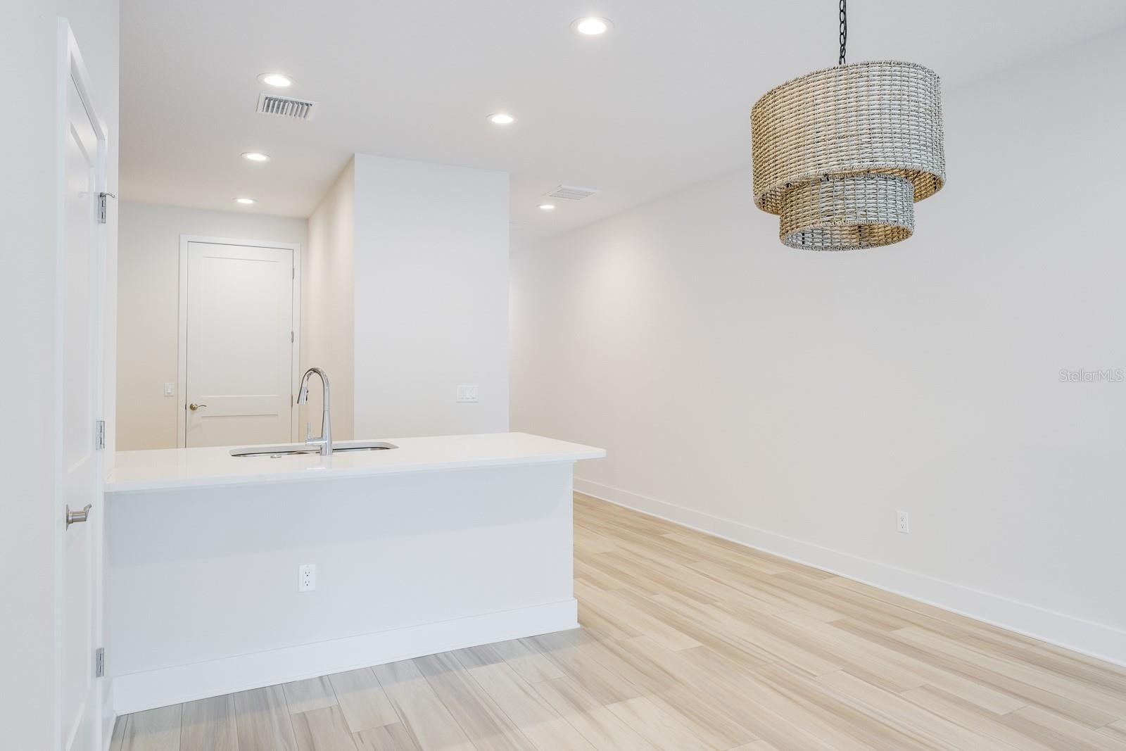 Image 15 of 43 For 408 Finn Way