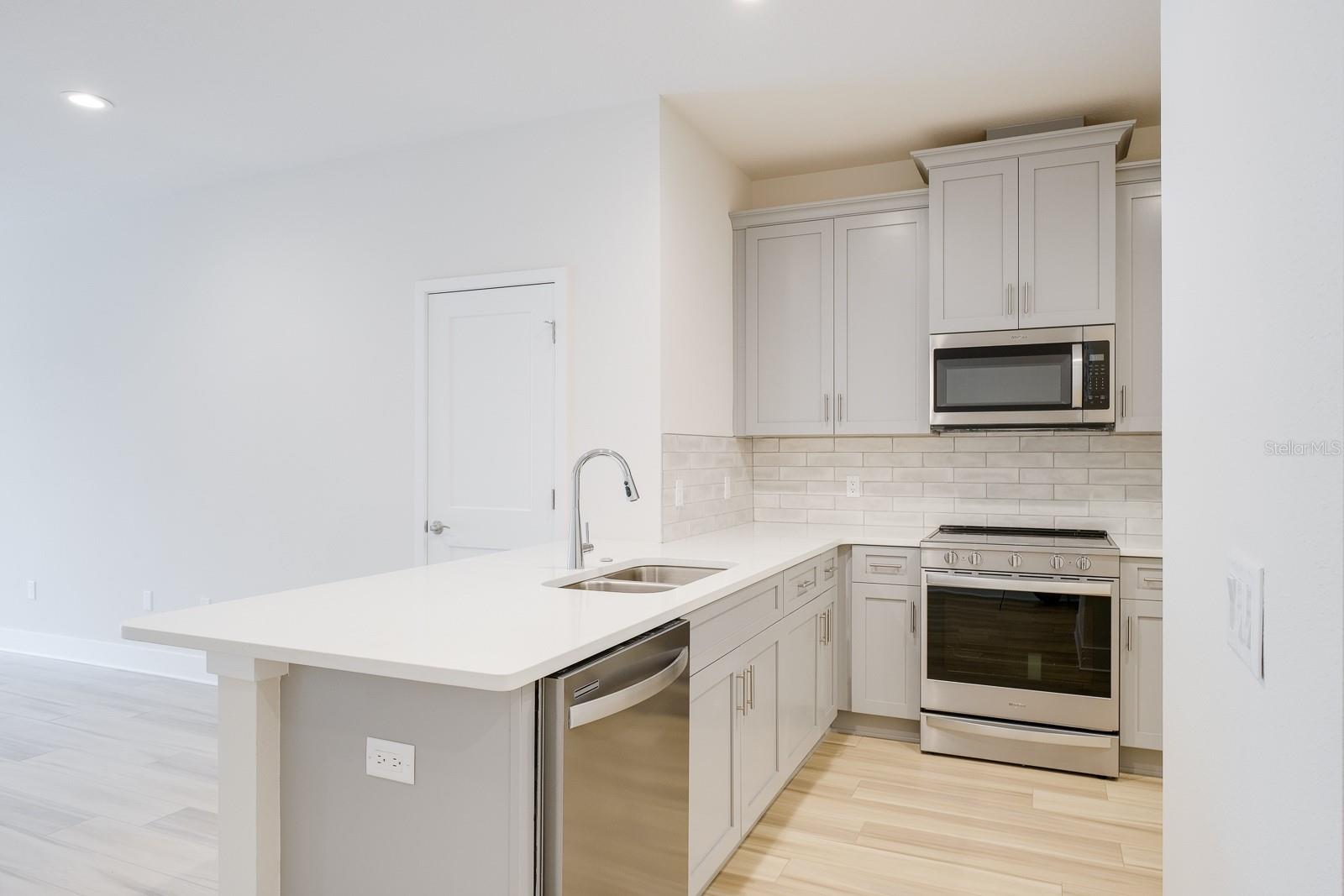 Image 16 of 43 For 408 Finn Way