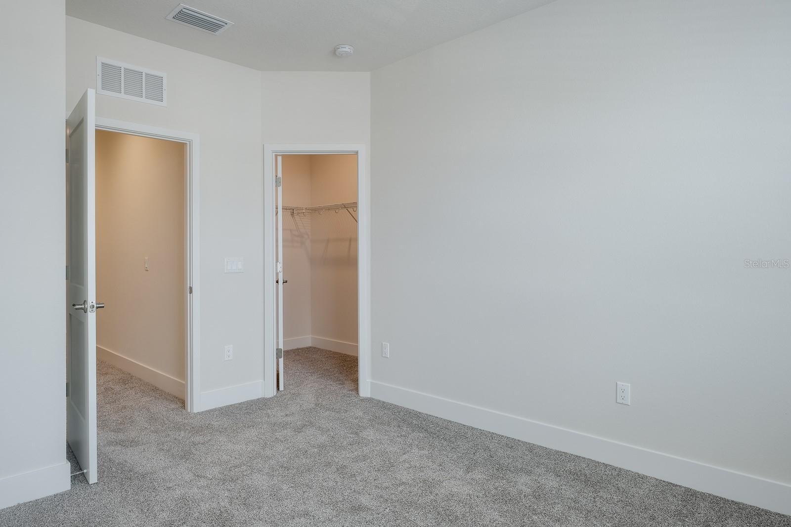 Image 24 of 43 For 408 Finn Way