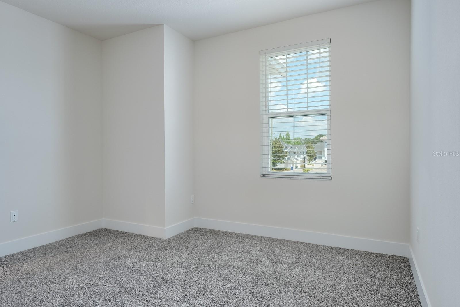 Image 28 of 43 For 408 Finn Way