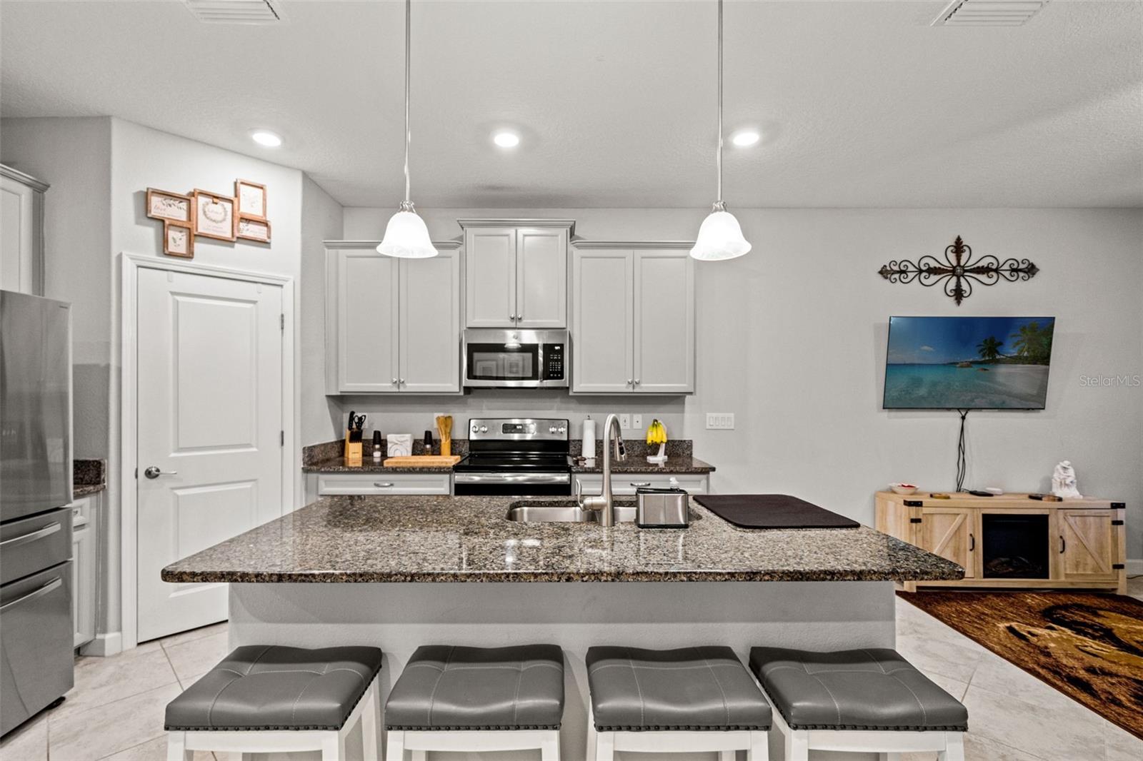 Image 3 of 20 For 6612 Citrus Creek Lane
