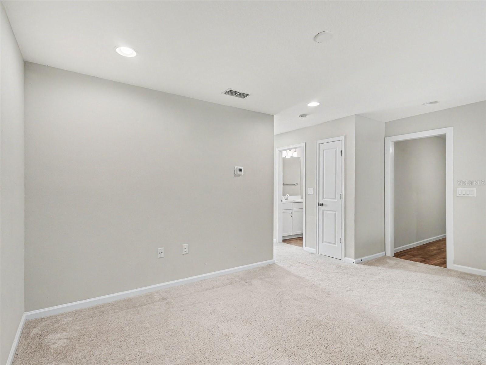 Image 14 of 39 For 11733 Meadowgate Place