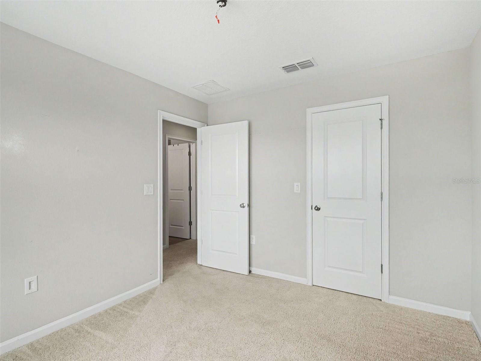 Image 19 of 39 For 11733 Meadowgate Place