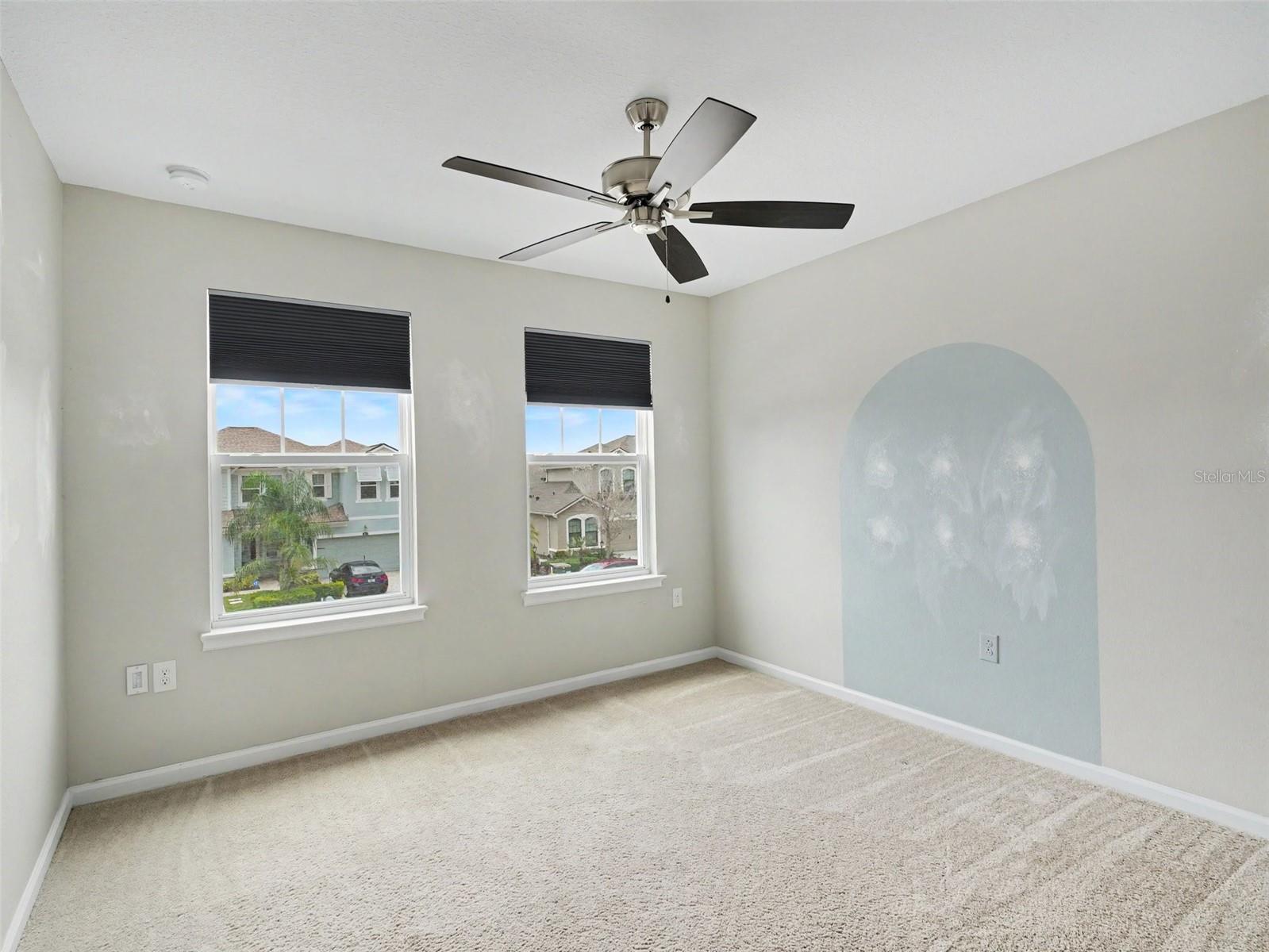 Image 22 of 39 For 11733 Meadowgate Place