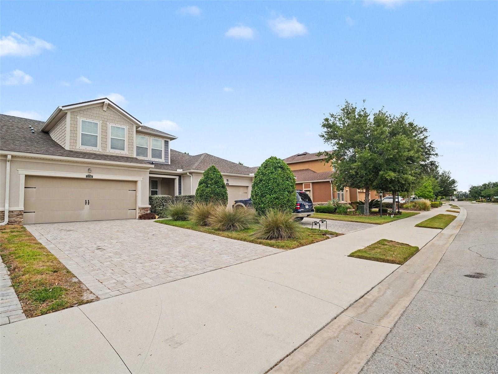 Image 3 of 39 For 11733 Meadowgate Place