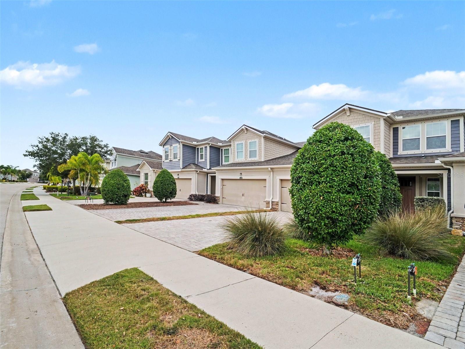 Image 4 of 39 For 11733 Meadowgate Place