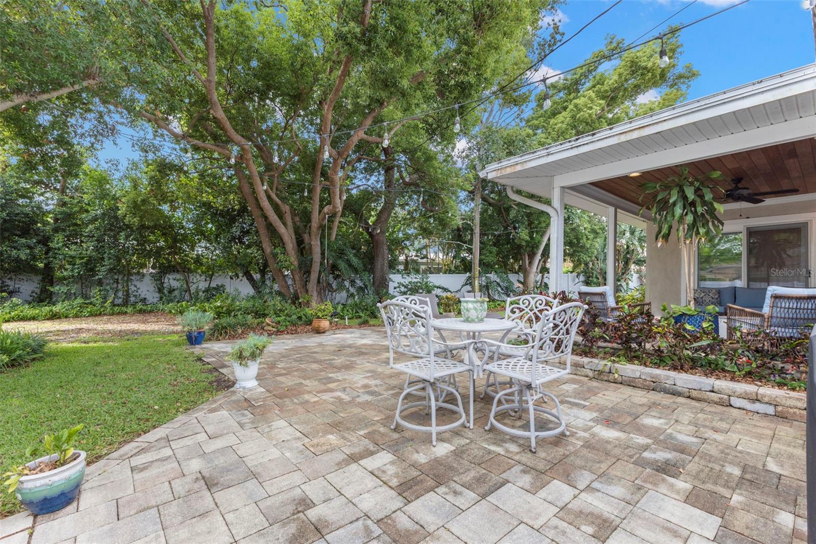 Image 17 of 39 For 2059 Imperial Way