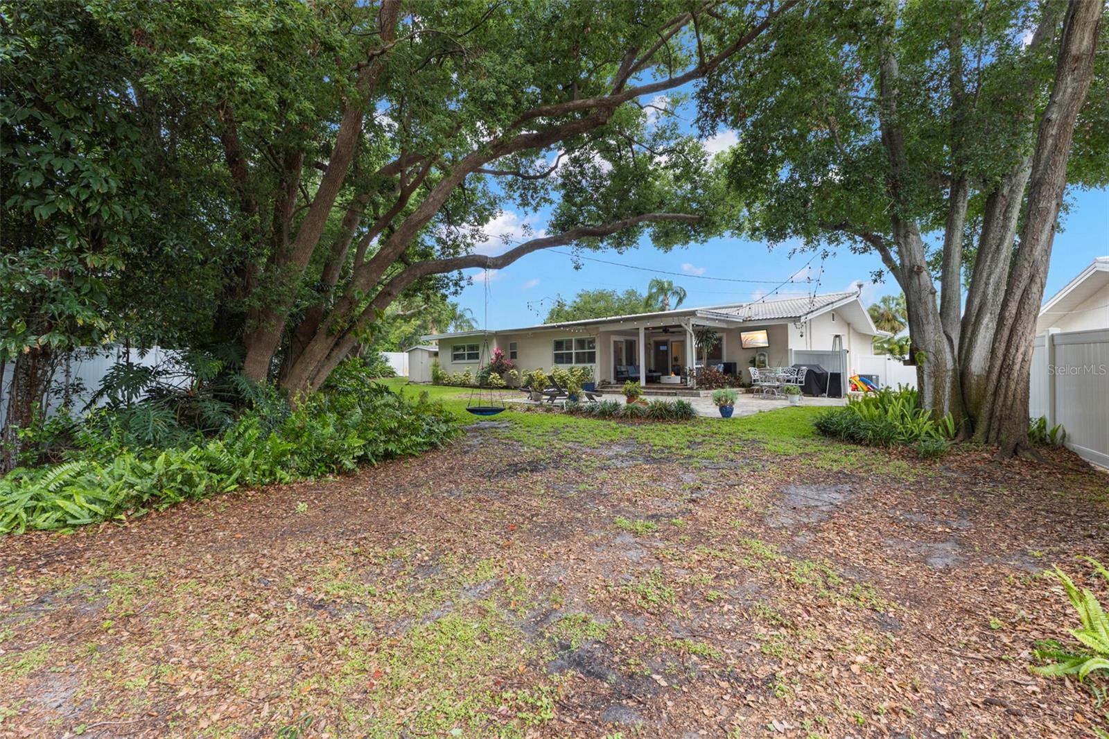 Image 20 of 39 For 2059 Imperial Way