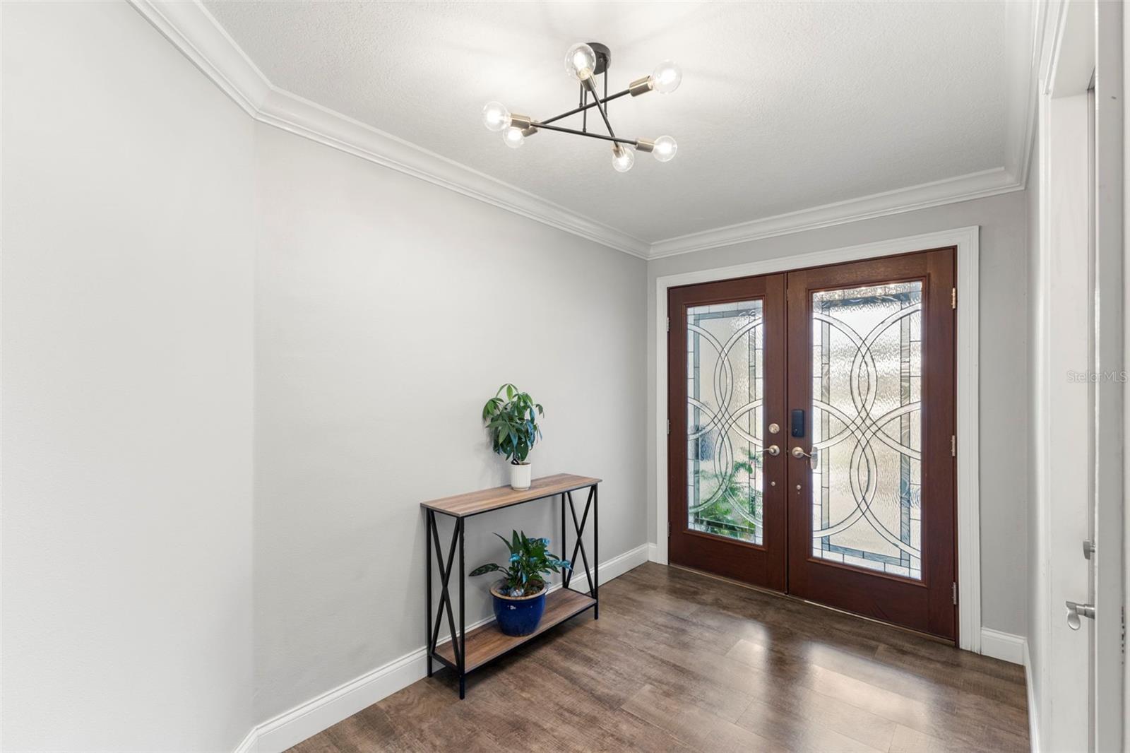 Image 4 of 39 For 2059 Imperial Way