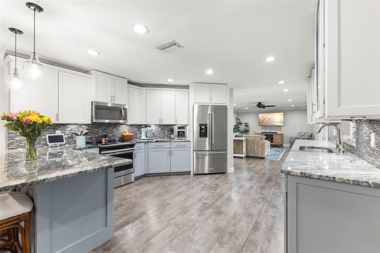 Image 9 of 39 For 2059 Imperial Way