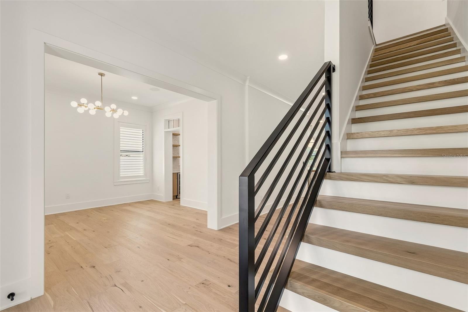 Image 6 of 99 For 3605 Kensington Avenue