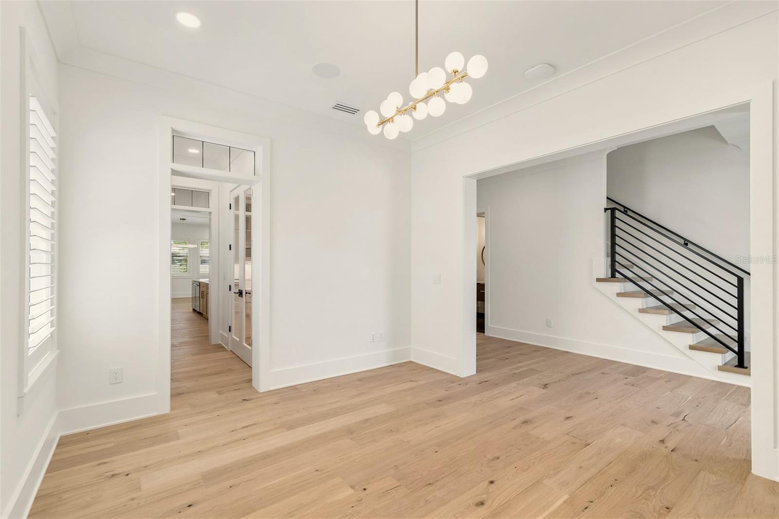 Image 9 of 99 For 3605 Kensington Avenue